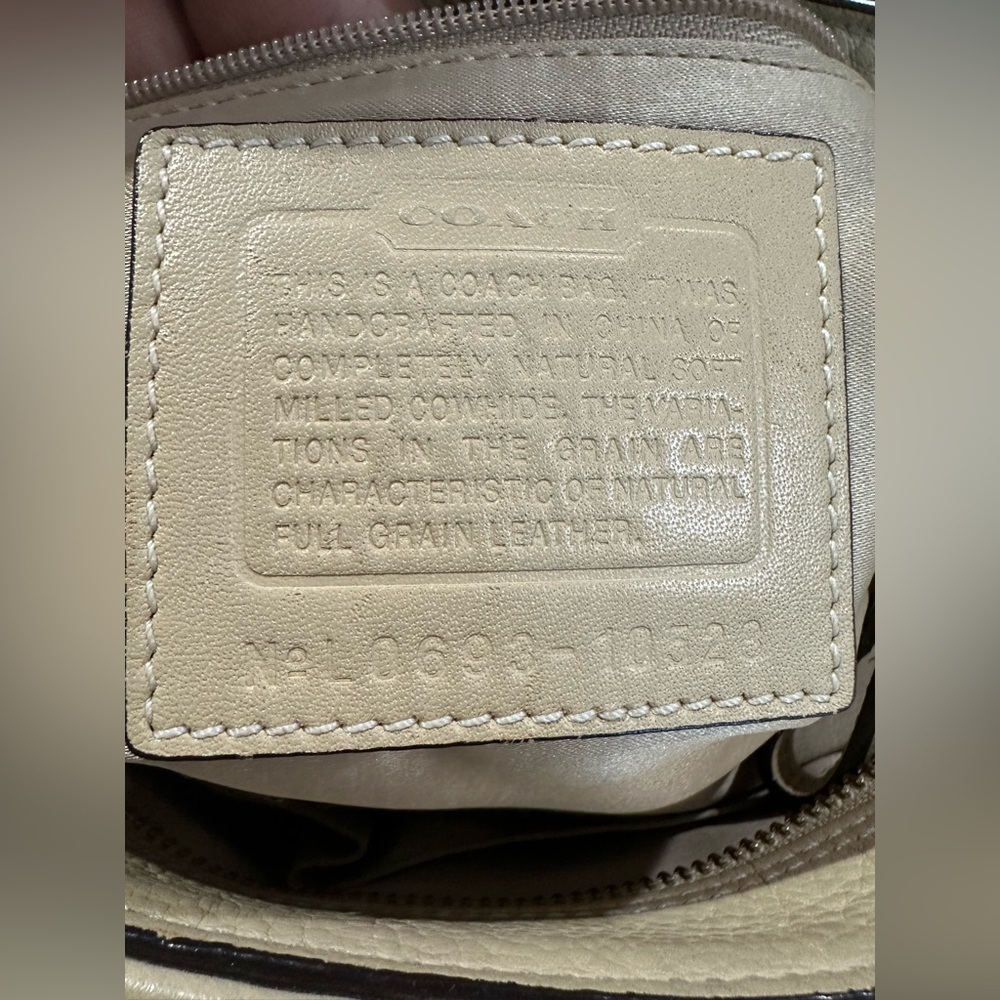 Coach Beige Pebbled Leather Hampton Tote Bag - Picture 14 of 16